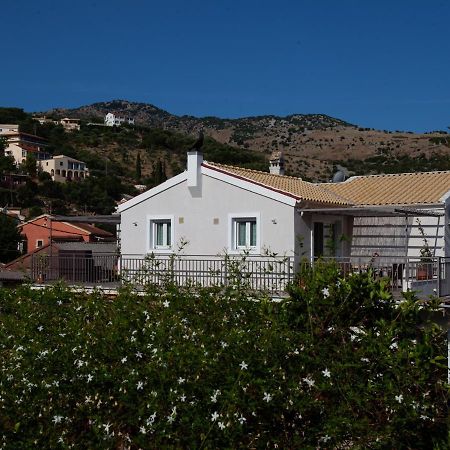 קאסיופי Antonis Apartments מראה חיצוני תמונה